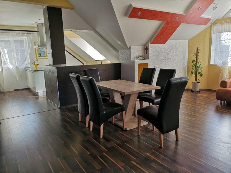Vronis-Apartment Stephanshart Exteriör bild